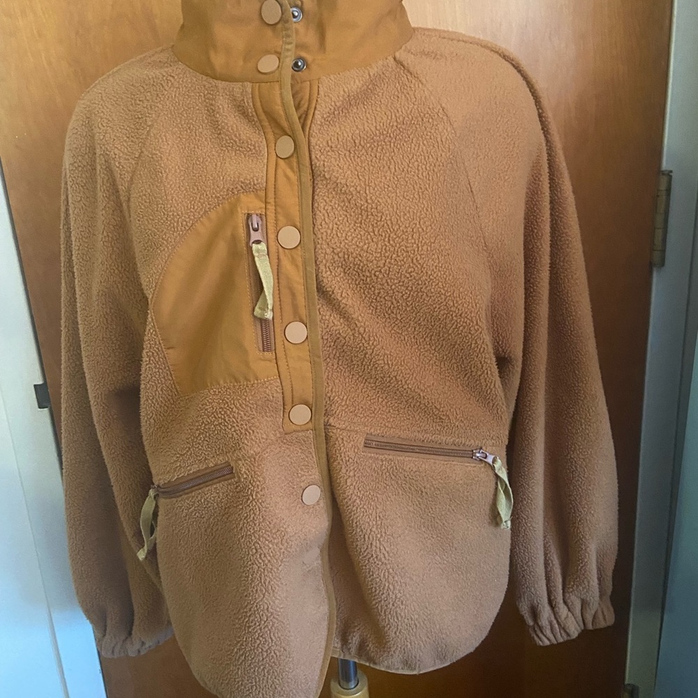 NWOT Very J fleece jacket.